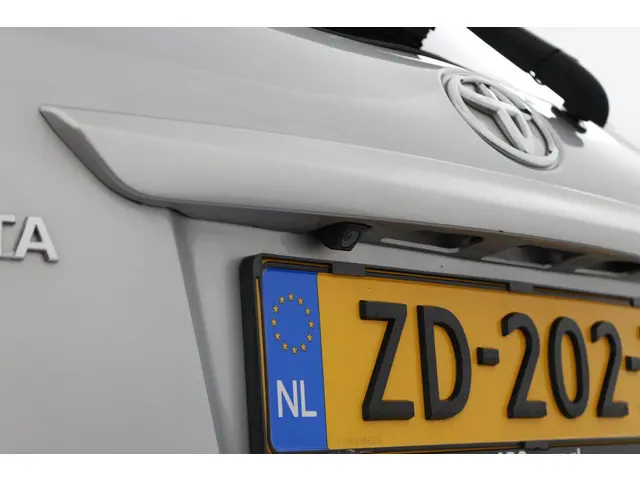 Toyota Yaris 1.3 VVT-i Dynamic 2017 Benzine 37