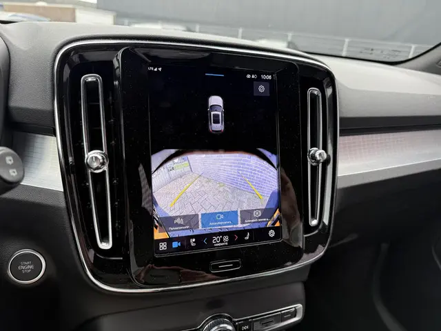 Volvo XC40 2.0 B4 Plus Dark 2025 Benzine 19