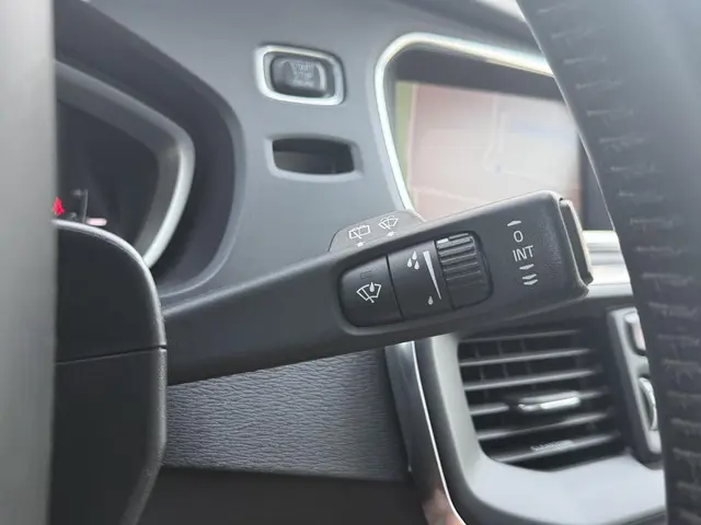 Volvo V40 2.0 T2 Nordic+ 2018 Benzine 26