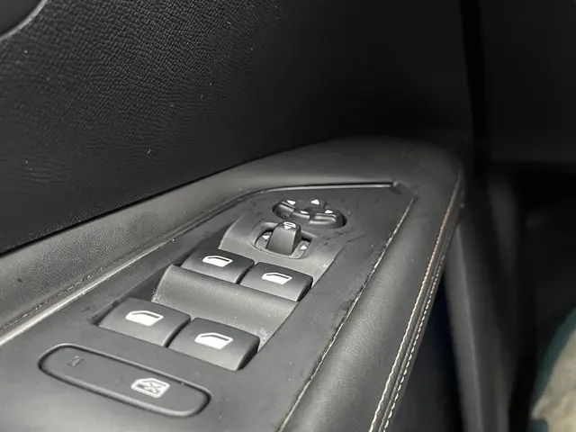 Peugeot 3008 1.2 PureTech GT Line 2017 Benzine 25