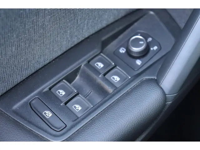 SEAT Tarraco 1.5 TSI Style org. NL-auto 2021 Benzine 28