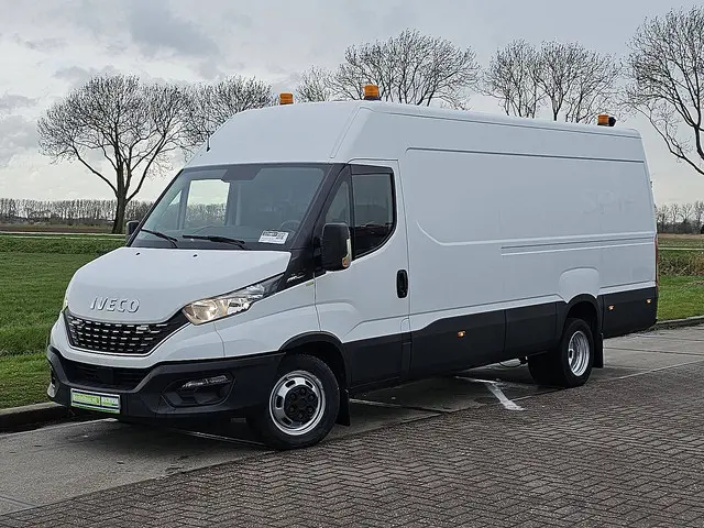 Iveco Daily 35C18 2020 Diesel 2