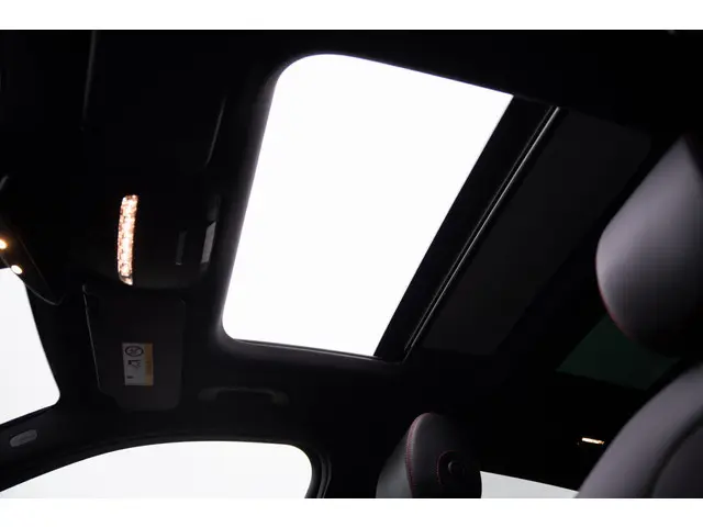 Mercedes-Benz GLC AMG 43 4MATIC Premium 2019 Benzine 15