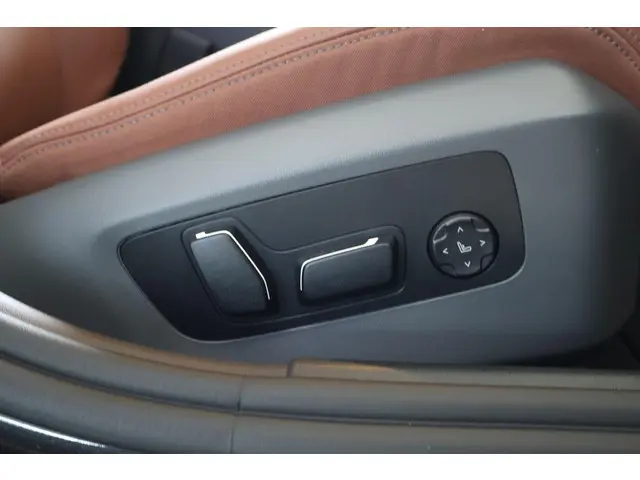 BMW 5 Serie Touring 530e 2025 Hybride Benzine 26