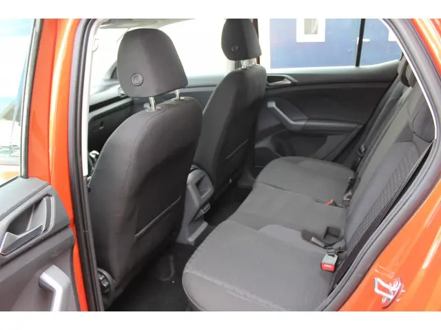 Volkswagen T-Cross 1.0 TSI Life Navi 2020 Benzine 10