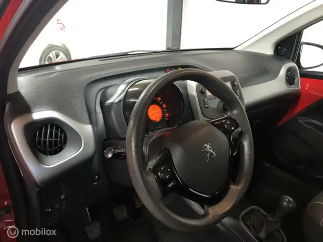 Peugeot 108 1.0 e-VTi Blue Lion 2016 Benzine 16