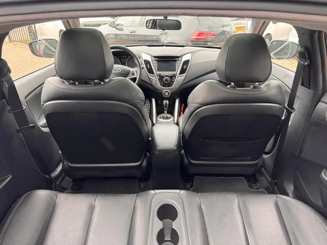 Hyundai Veloster 1.6 GDI i-Catcher 2012 Benzine 14