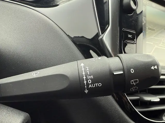 Peugeot 208 1.2 PureTech Blue Lease 2016 Benzine 21