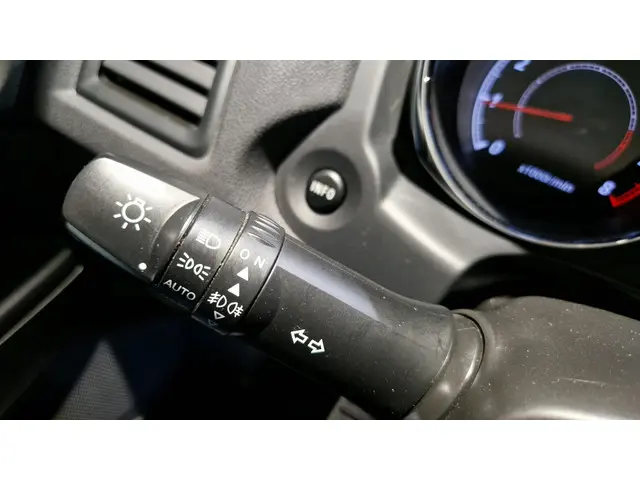 Mitsubishi ASX 1.6 Cleartec Invite+ 2015 Benzine 17