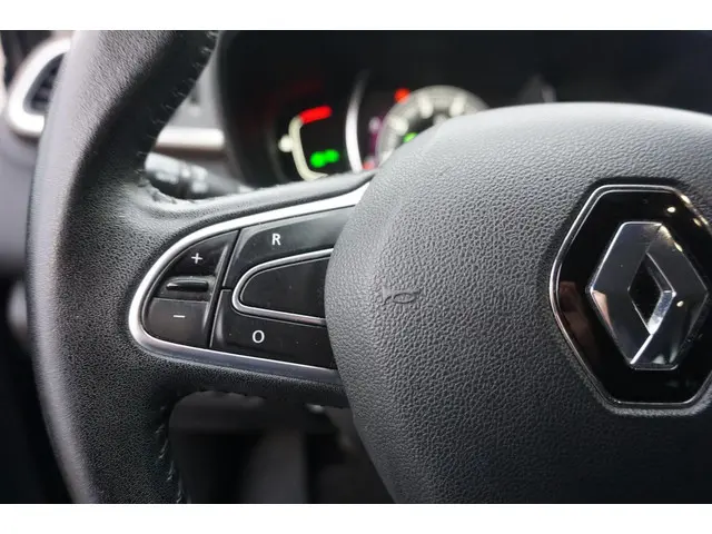 Renault Kadjar 1.2 TCe Bose 2016 Benzine 9