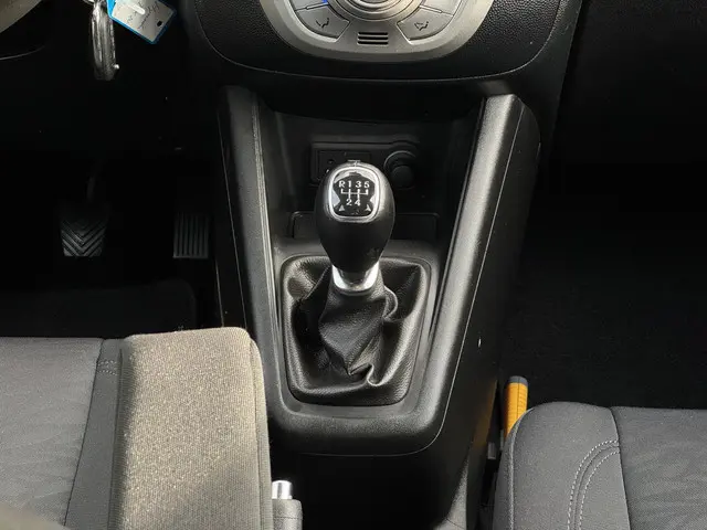 Hyundai ix20 1.4i Go! 2018 Benzine 19