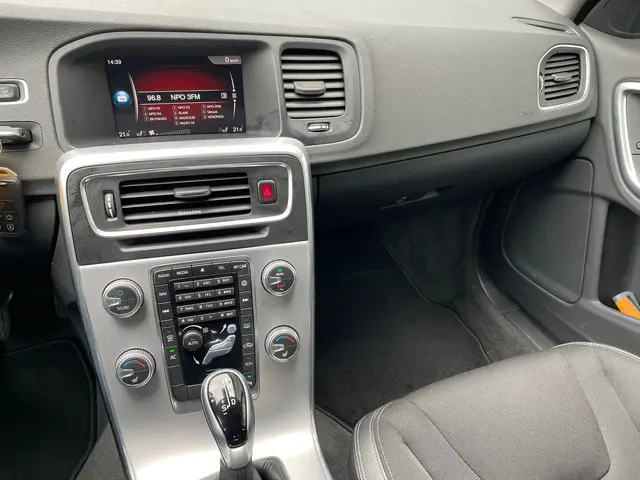 Volvo V60 Cross Country 2.0 T5 Nordic+ 2017 Benzine 9