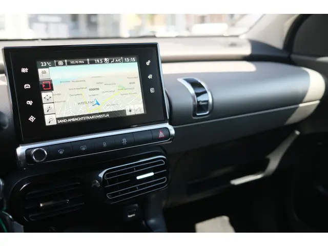 Citroën C4 Cactus 1.2 PureTech Shine 2017 Benzine 26