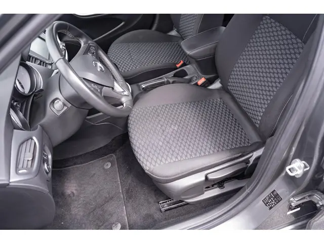 Opel Astra Sports Tourer 1.5 CDTI Edition 2021 Diesel 28