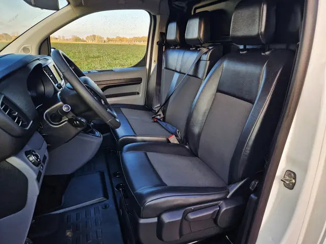 Citroën Jumpy 2.0 BlueHDI 120 M Club L2 H1 2021 Diesel 19