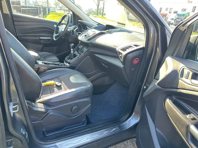 Ford Kuga 1.5 Titanium Plus 2014 Benzine 10