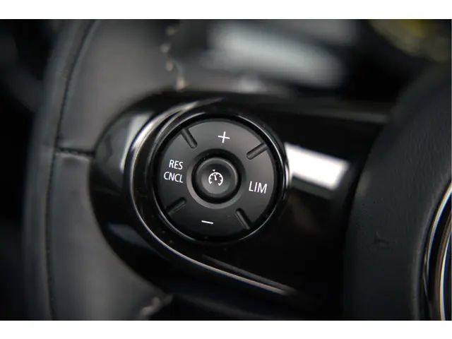 MINI Electric Mini Yours 33 kWh 2020 Elektrisch 34