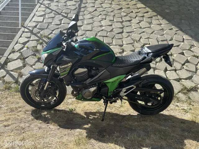 Kawasaki Z800 ABS 2013 Benzine 4