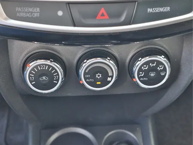 Mitsubishi ASX 1.6 Cleartec Intense 2016 Benzine 20