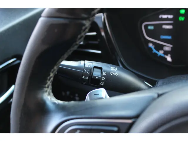 Kia Niro 1.6 GDi PHEV DynamicLine 2022 Hybride Benzine 27