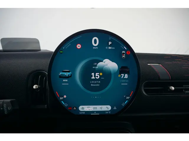 MINI 5-Deurs Cooper 2024 Benzine 17