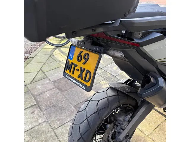 Honda NC 750 Scooter X-ADV 2021 Benzine 11