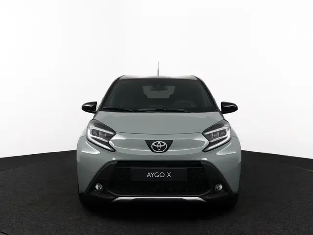 Toyota Aygo X 1.0 VVT-i MT Envy 2024 Benzine 14