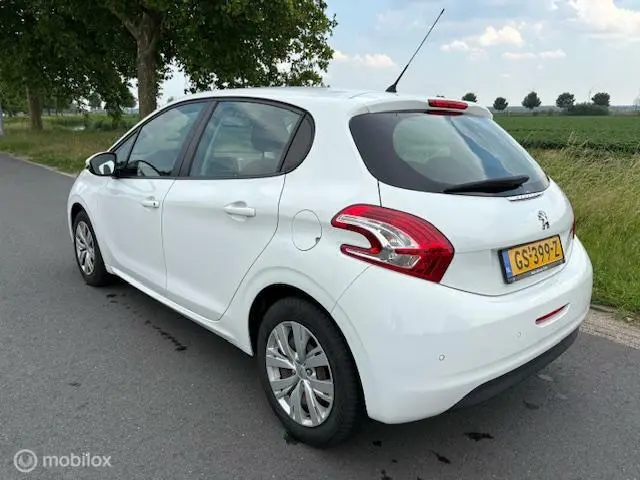 Peugeot 208 1.0 PureTech LIKE 2014 Benzine 5