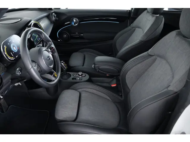 MINI Electric Mini Cooper 2023 Elektrisch 3