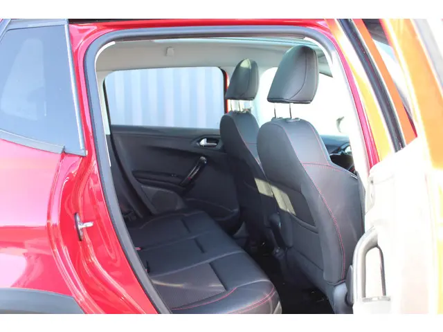Peugeot 2008 1.2 PureTech GT-line 2017 Benzine 17
