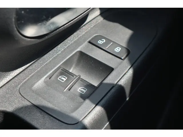 SEAT Mii 1.0 Style 2014 Benzine 28