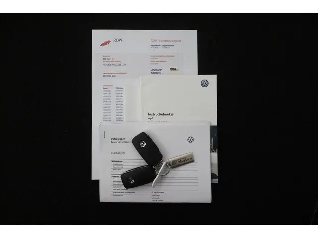 Volkswagen up! 1.0 BMT move up! AUTOM. 2018 Benzine 10