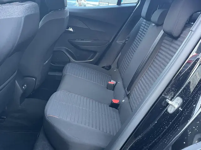 Peugeot e-2008 EV Active Pack 50 kWh 2022 Elektrisch 12