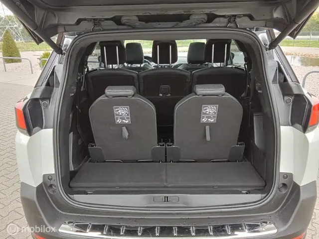 Peugeot 5008 1.2 GT-Line /automaat/clima/pano 2019 Benzine 7