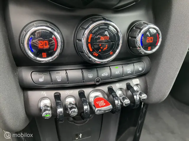 MINI Cooper S Mini 2.0 Classic 2021 Benzine 24