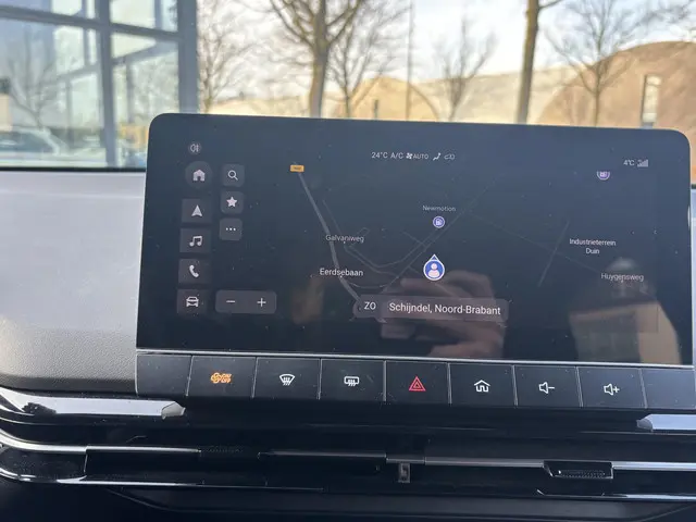 MG MG4 Electric Luxury 64 kWh 2024 Elektrisch 25