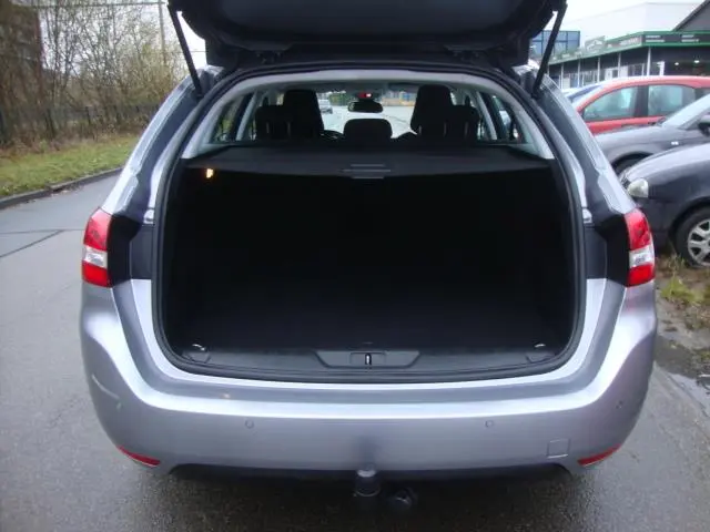 Peugeot 308 SW 1.5 BlueHDi Allure ( 6VER +NAVI ) 2018 Diesel 18