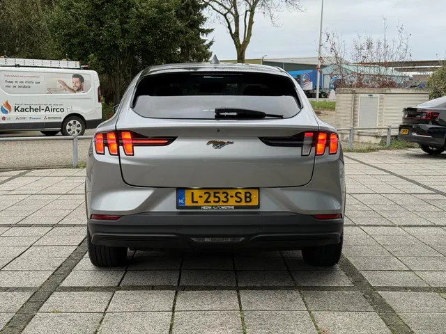 Ford Mustang Mach-E Aut. 75 kWh 2021 Elektrisch 5