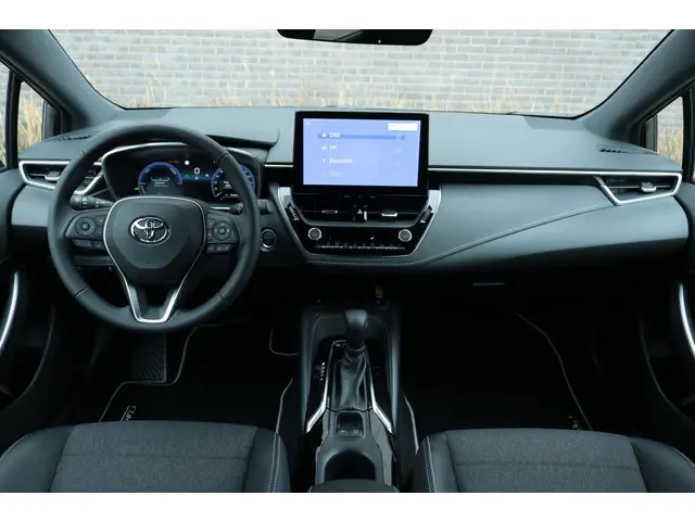 Toyota Corolla Hybrid 140 Dynamic 2025 Hybride Benzine 4