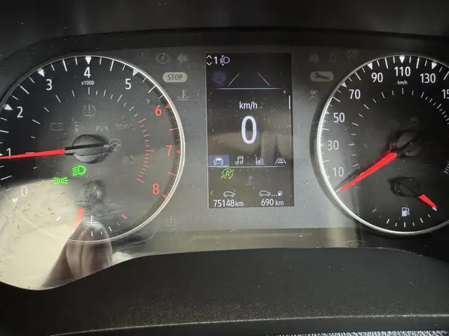 Renault Captur 1.0 TCe 90 equilibre 2022 Benzine 21
