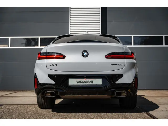 BMW X4 xDrive20i High Executive 2022 Benzine 5