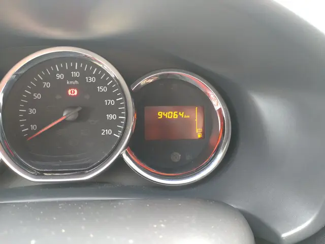 Dacia Logan MCV 0.9 TCe Lauréate 2015 Benzine 14