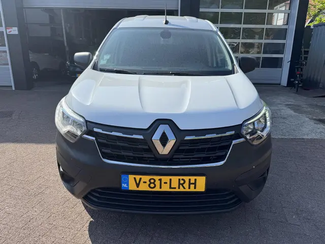 Renault Express 1.3 TCe 100 Comfort Benzine!! 2023 Benzine 2