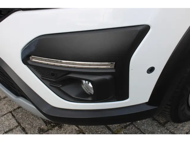 Dacia Sandero Stepway TCe 90 Comfort 2022 Benzine 13