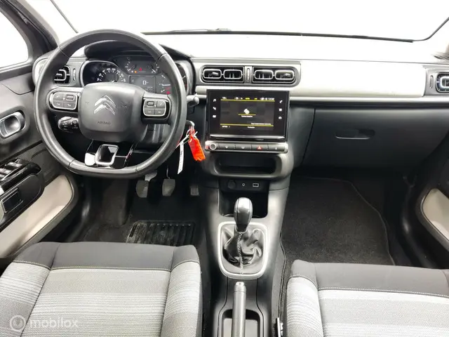 Citroën C3 1.2 PureTech ELLE 2018 Benzine 12