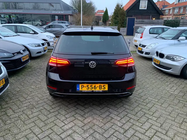 Volkswagen Golf 1.4 TSI Comfortline NAVI,PDC 2018 Benzine 6