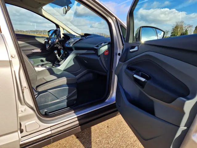 Ford C-MAX 1.6 TDCi Trend 2013 Diesel 4