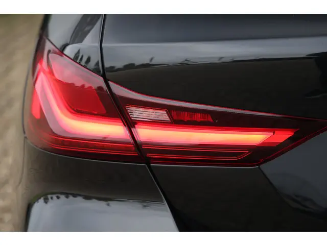 BMW 1 Serie 118i M-Sport Aut. 2023 Benzine 26