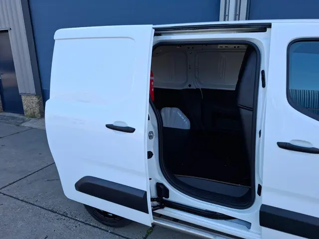 Opel Combo 1.5D L1H1 Edition 2022 Diesel 35
