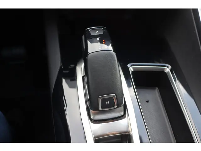 Peugeot 3008 1.2 PureTech Crossway 2020 Benzine 32